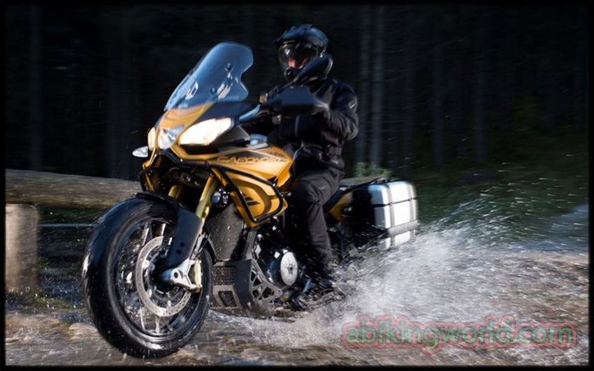 2015 Aprilia Caponord 1200 rally SPECIFICATIONS