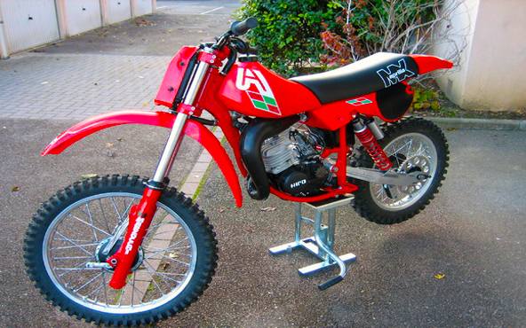 1977 APRILIA MX 125 specs