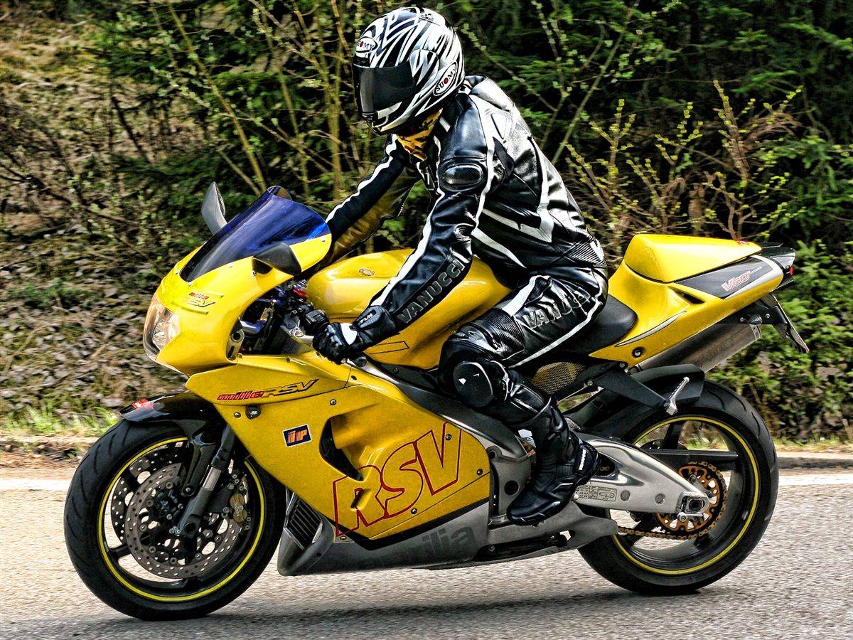 APRILIA RSV 1000 MILLE 2000