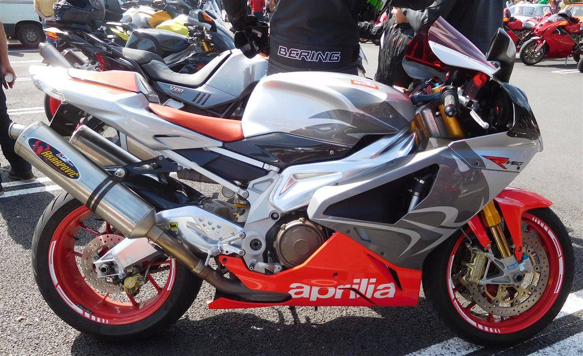 APRILIA RSV 1000R 2009