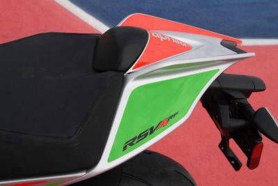 Aprilia RSV4 RF SPECS