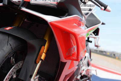 Aprilia RSV4 RF SPECS