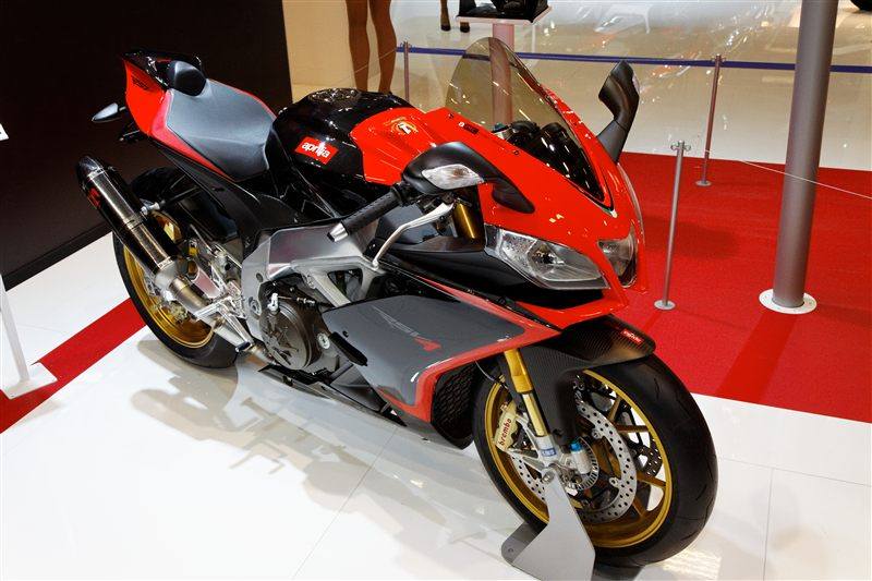 APRILIA RSV4 FACTORY APRC 2015