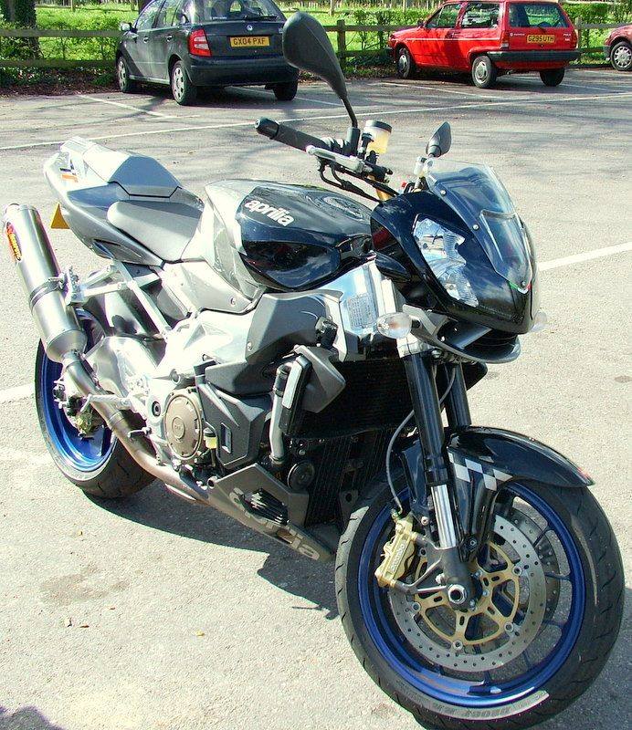 APRILIA TUONO 1000 R 2006