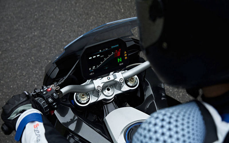 2018 BMW CONCEPT 9cento FACTORY SPECIFICATIONS