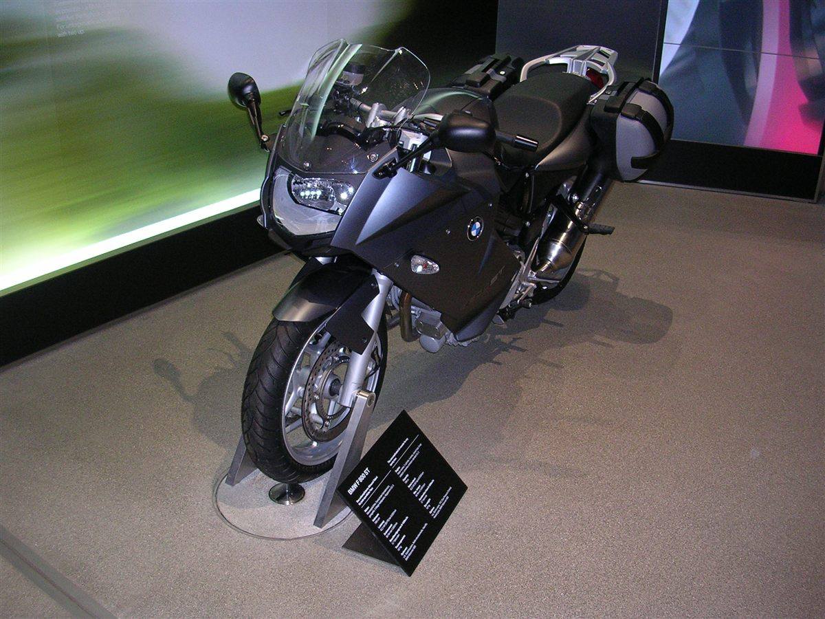 BMW F 800 ST 2012