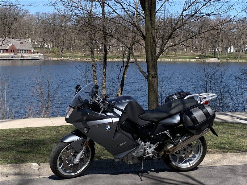 BMW F 800 ST 2013