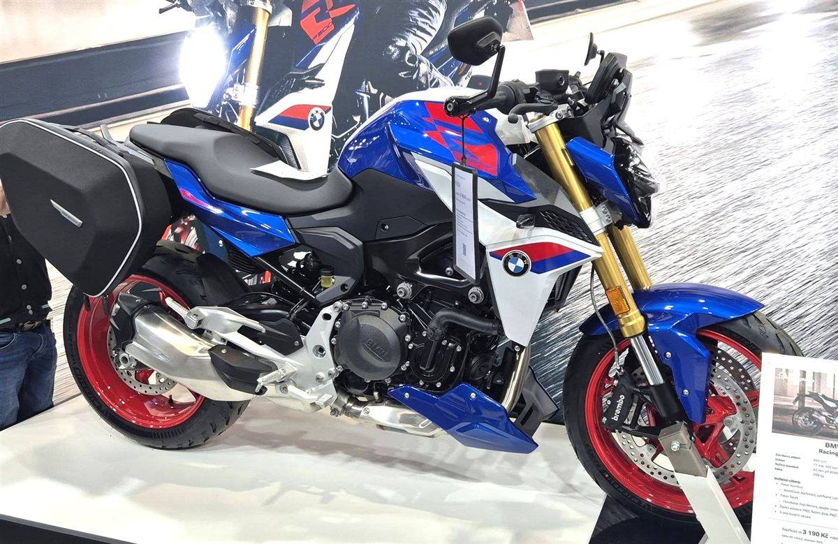 BMW F 900 R 2025