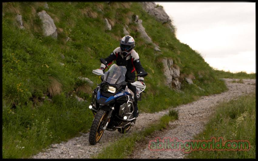 2019 BMW R 1250 GS ADVENTURE FACTORY SPECIFICATIONS