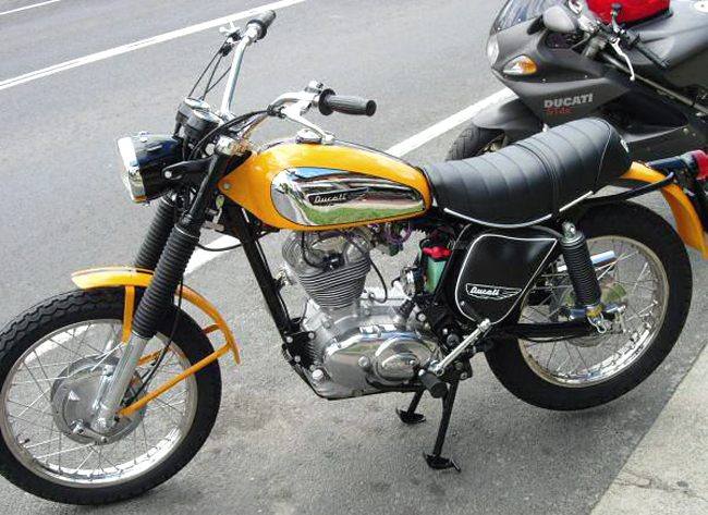 DUCATI 250 SCRAMBLER 1972 - 1975