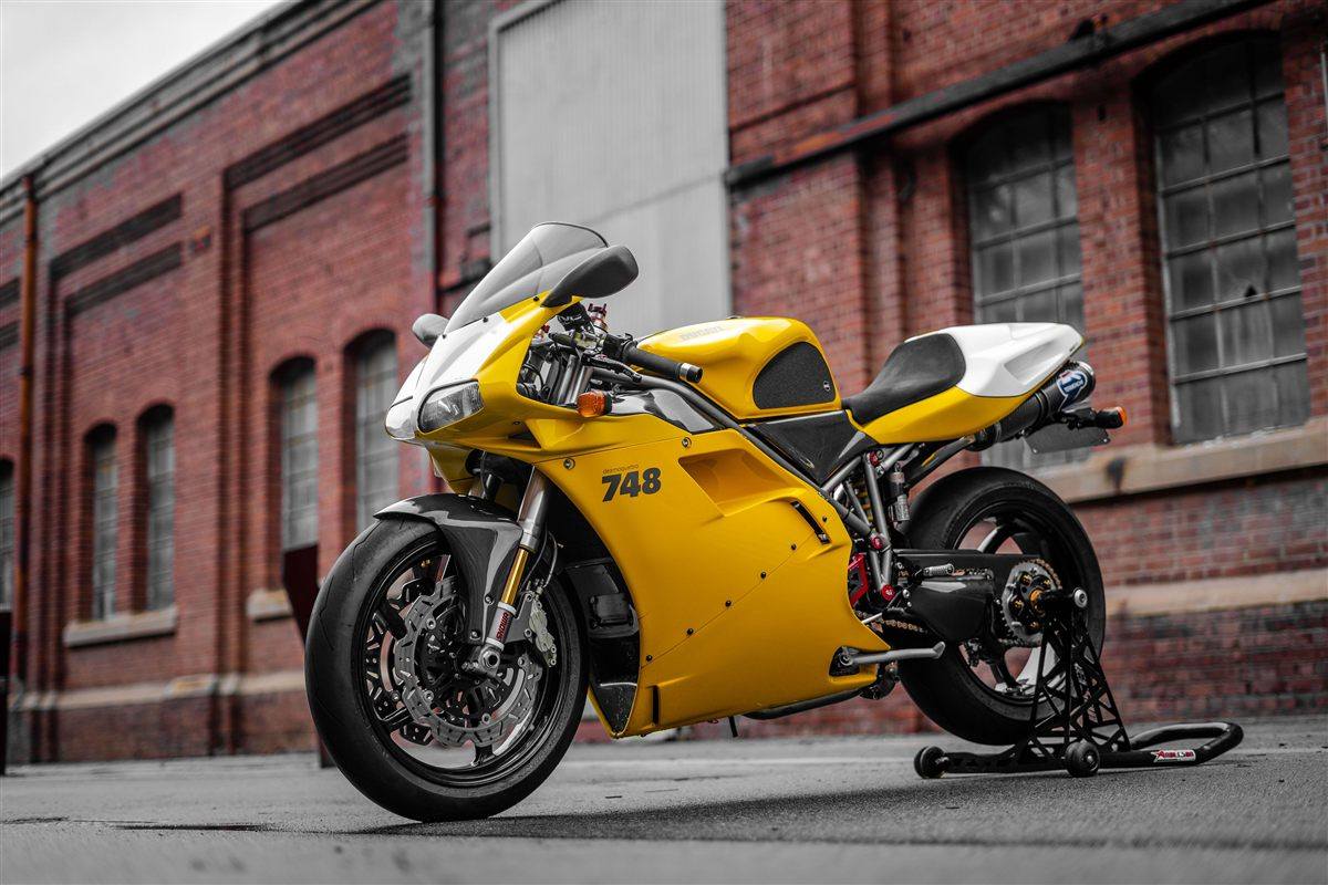 DUCATI 748R 2002