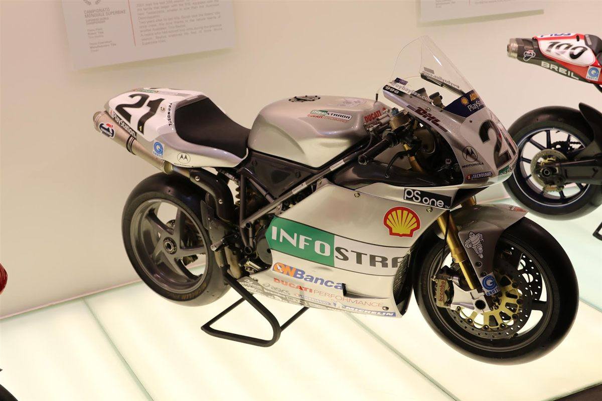 DUCATI 996R 2001