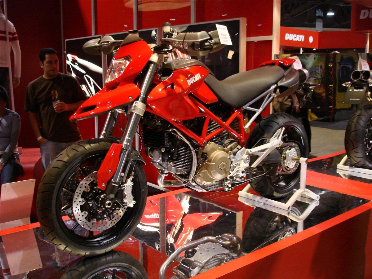 DUCATI HYPERMOTARD 1100S 2007