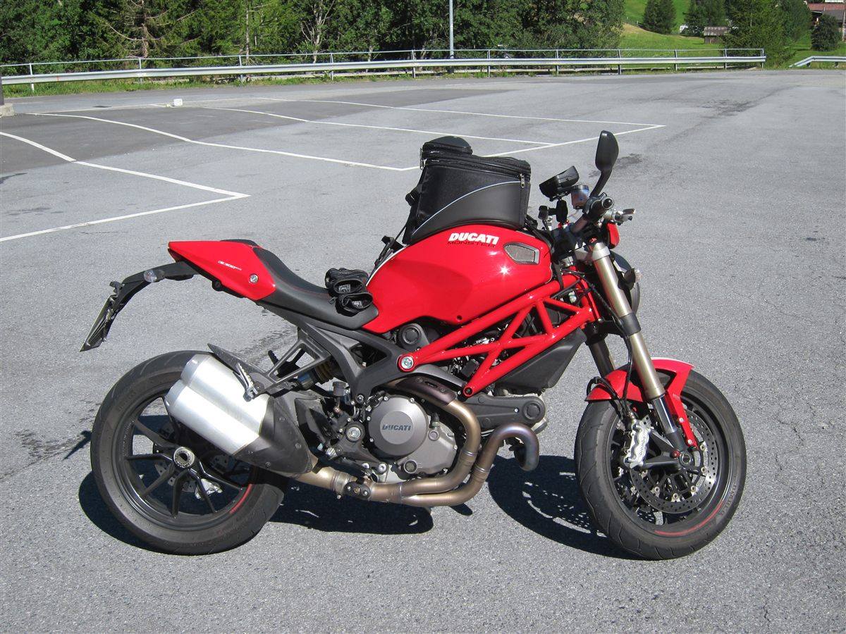 DUCATI MONSTER 1100 EVO 2011