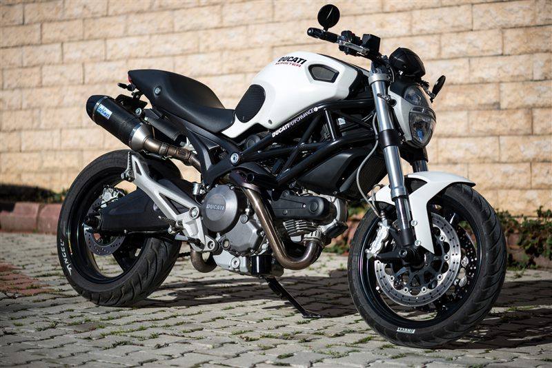 DUCATI MONSTER 696 2009