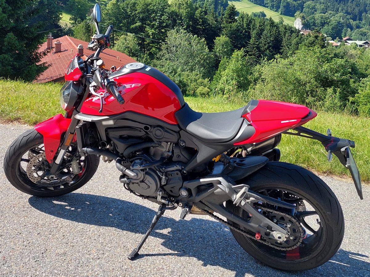 DUCATI MONSTER 937 PLUS 2023