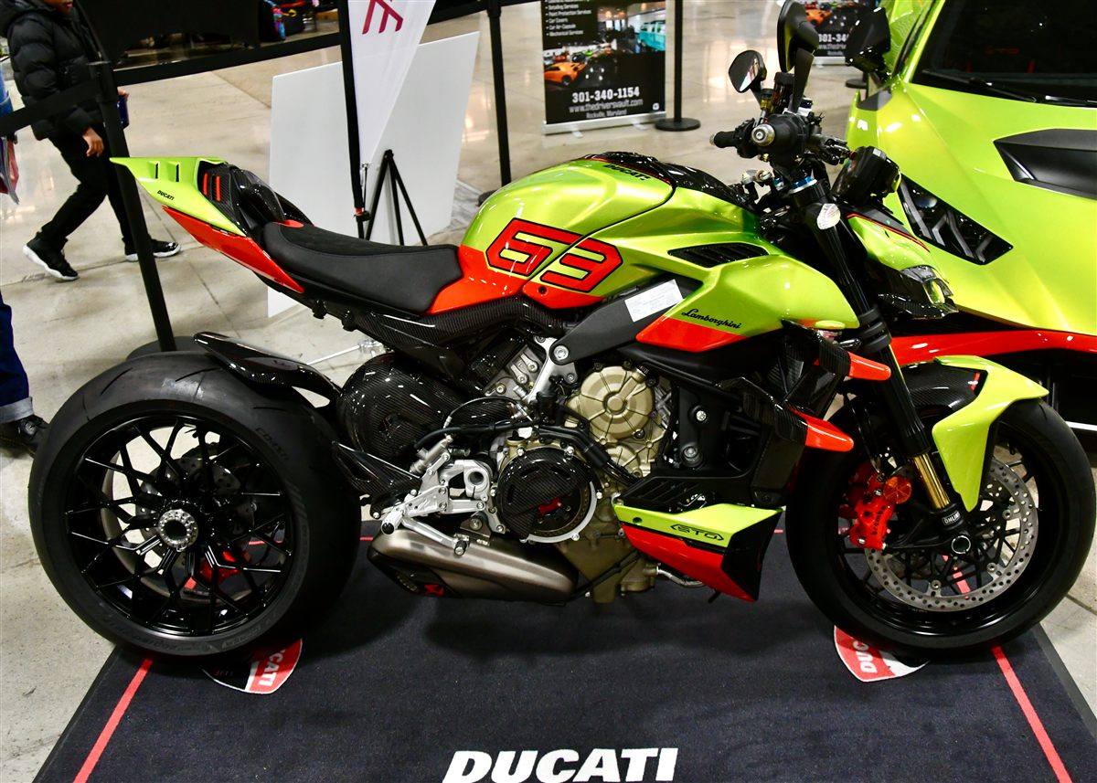 DUCATI STREETFIGHTER V4 S LAMBORGHINI 2023