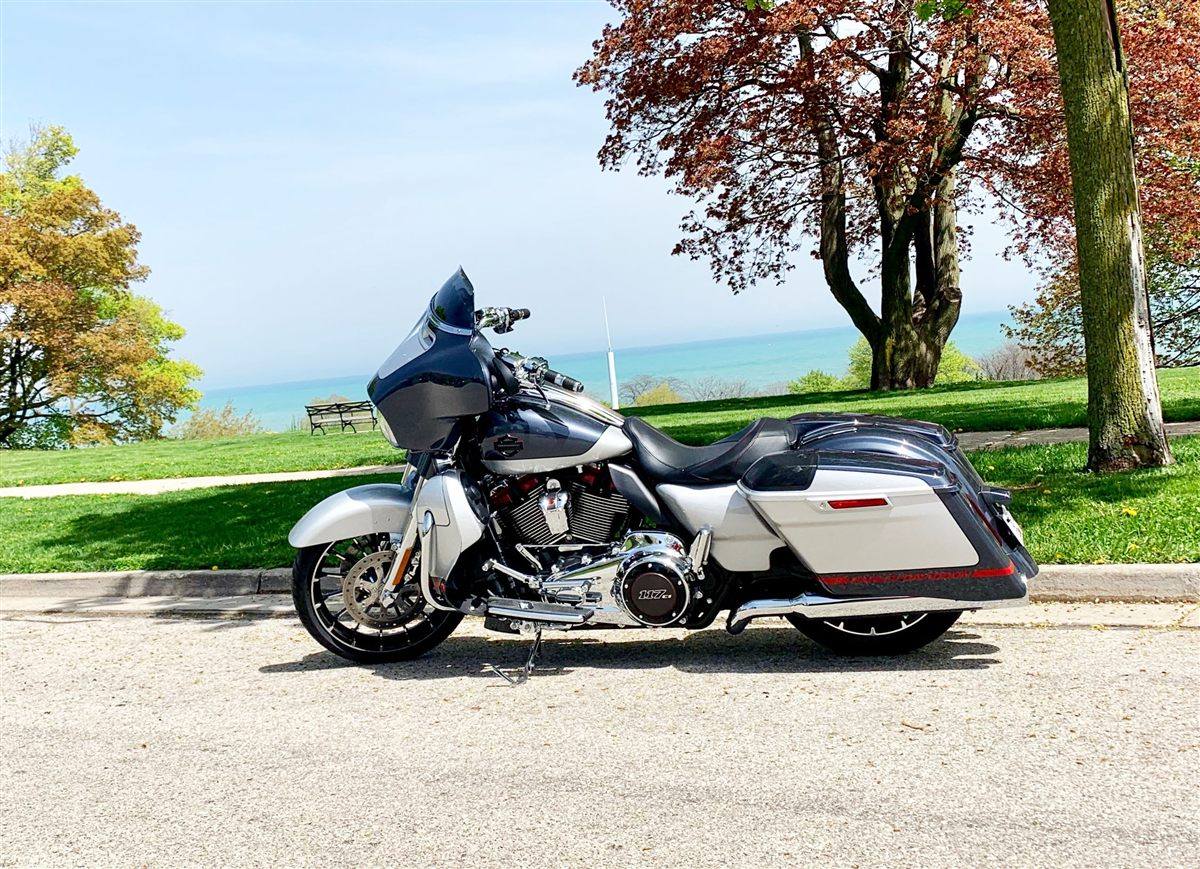 HARLEY-DAVIDSON CVO STREET GLIDE 2019