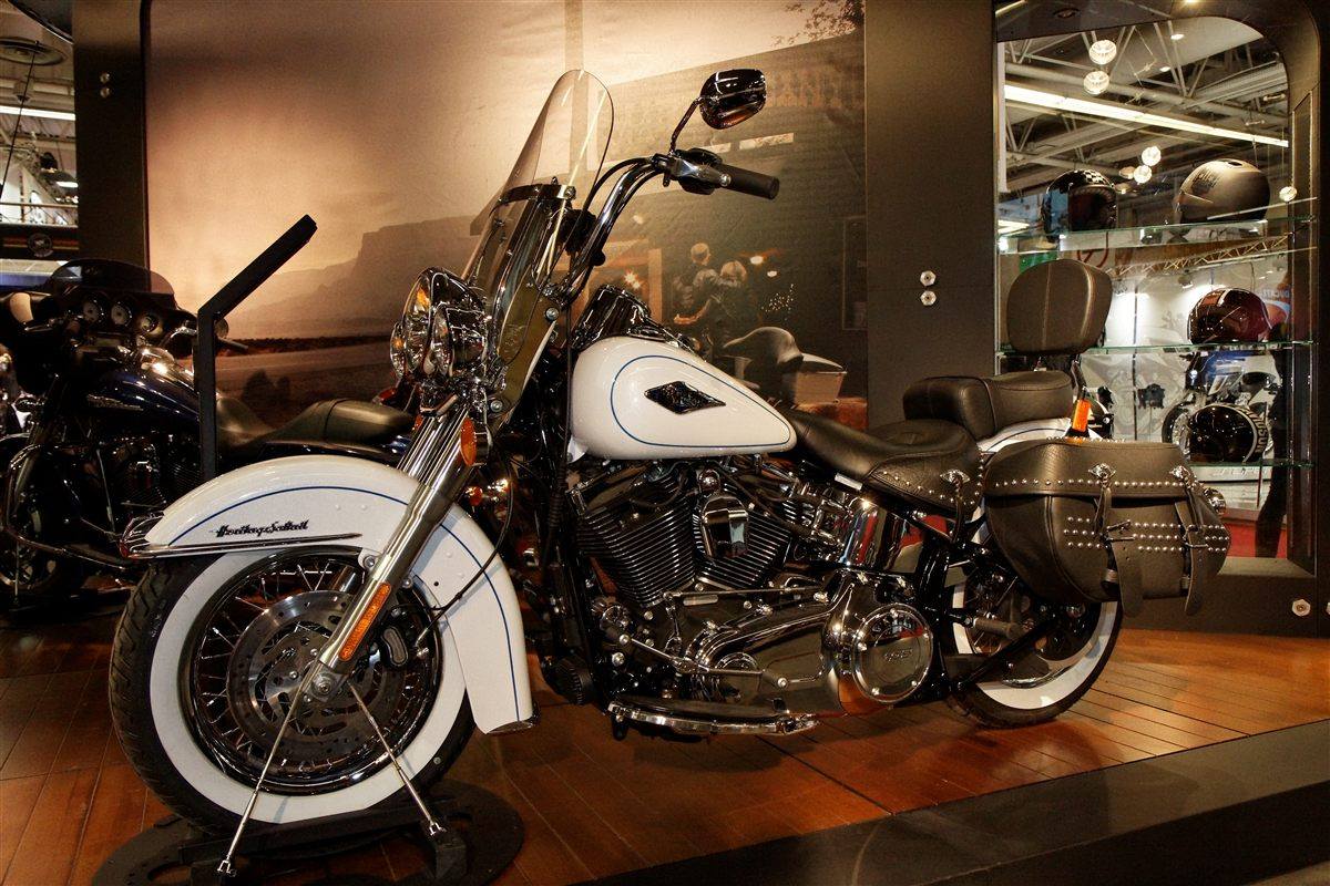 HARLEY-DAVIDSON HERITAGE SOFTAIL CLASSIC FLSTC 2010