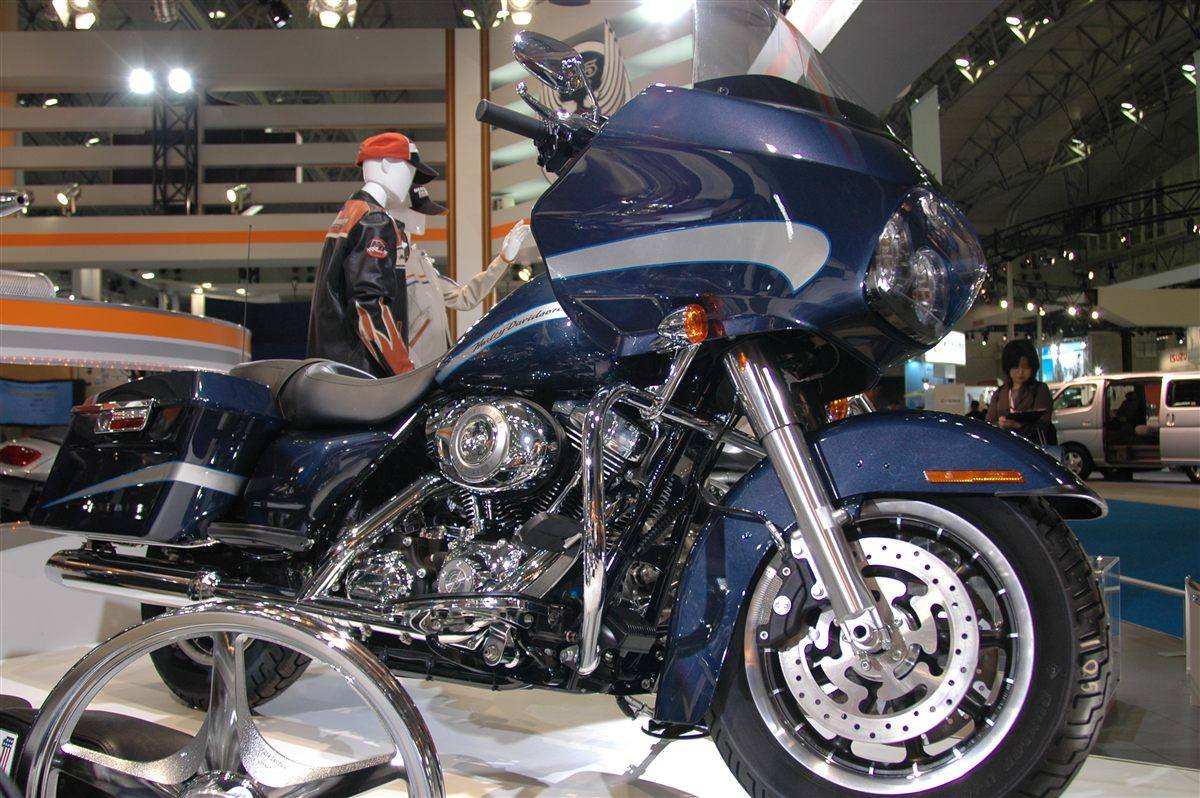 HARLEY-DAVIDSON ROAD GLIDE FLTR 2007 - 2008