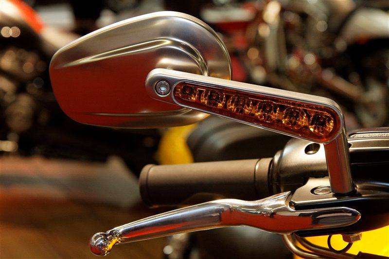 HARLEY-DAVIDSON V-ROD MUSCLE VRSCF 2015