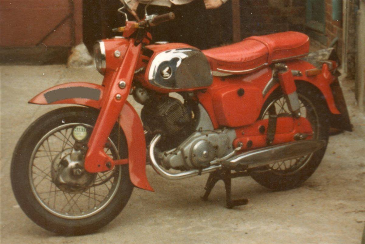 HONDA C 92 BENLY 1959 - 1965