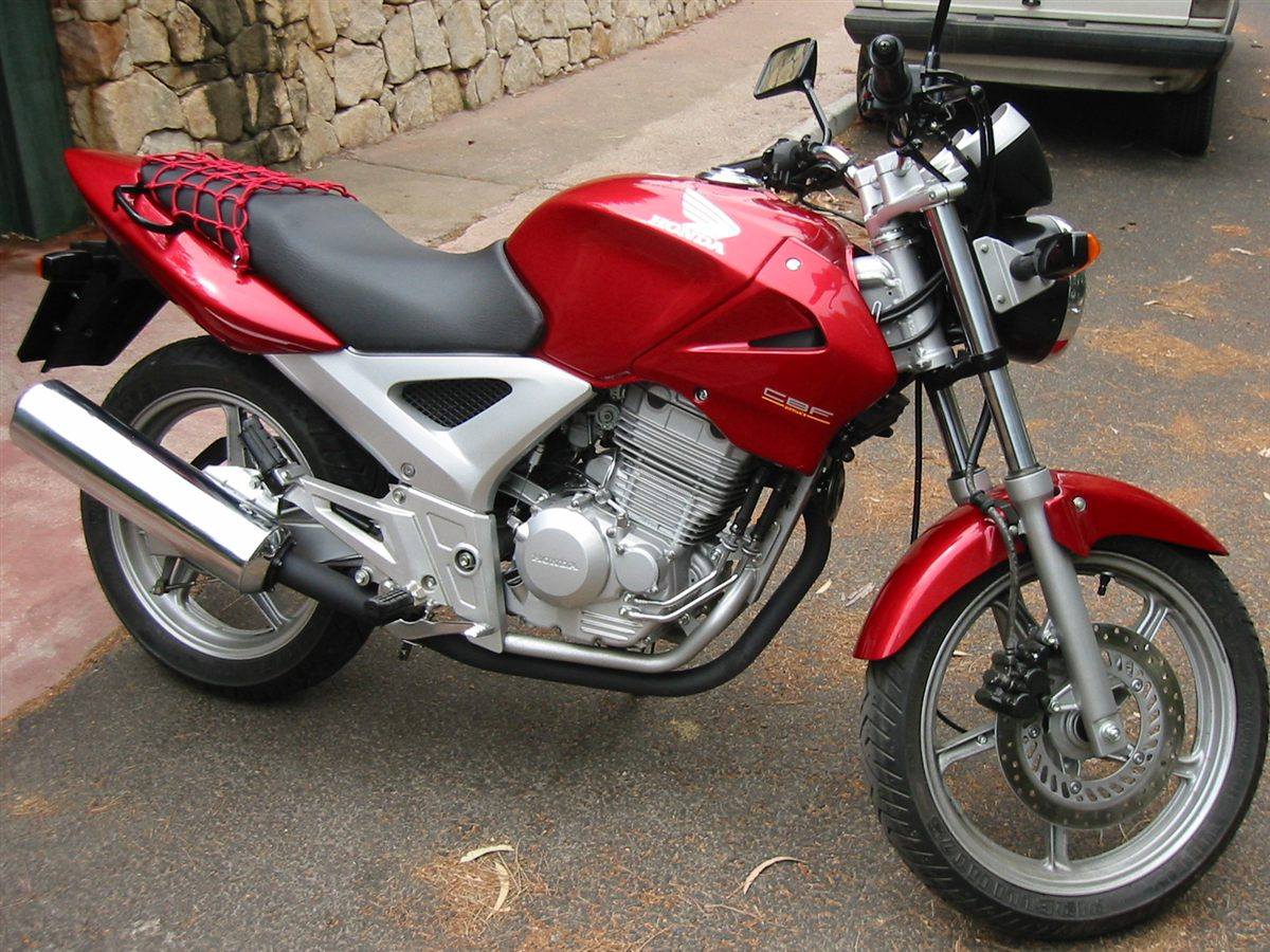 HONDA CBF 250 2004 - 2006
