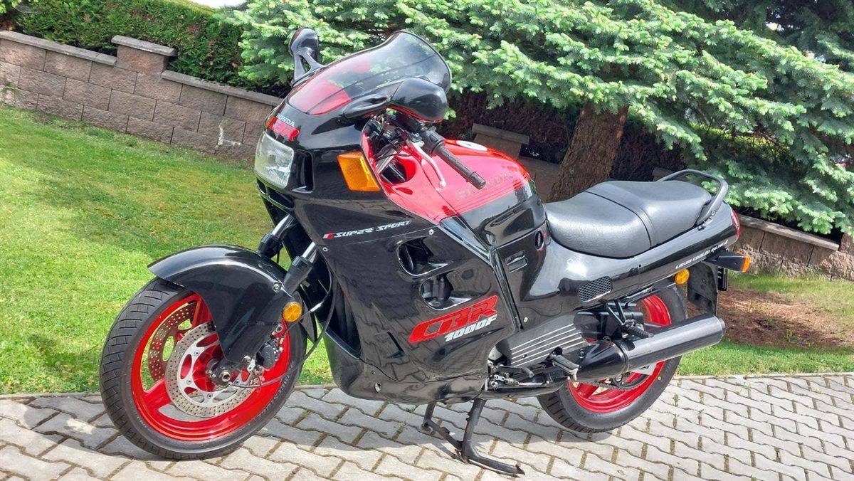 HONDA CBR 1000F 1988