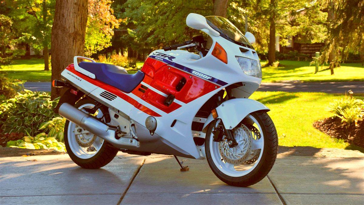 HONDA CBR 1000F 1992