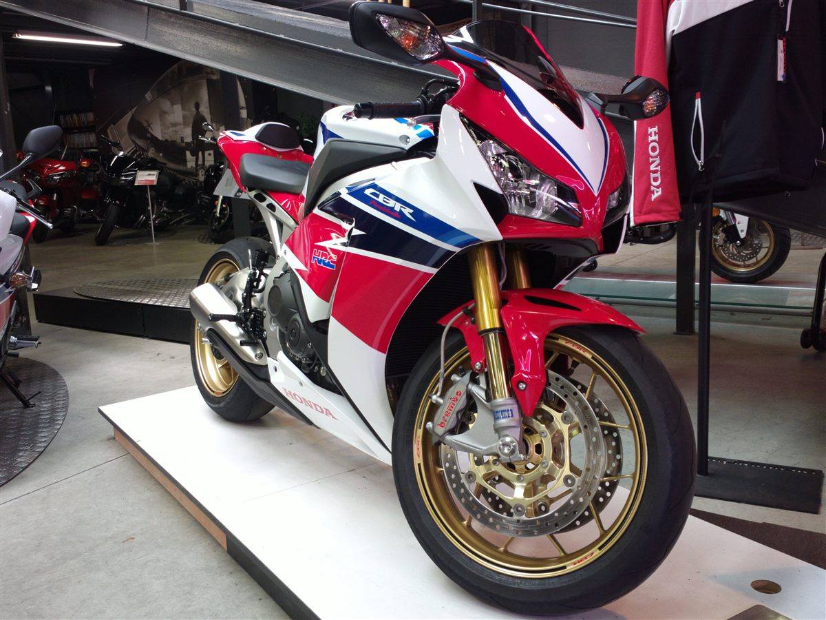 HONDA CBR 1000RR-SP 2014