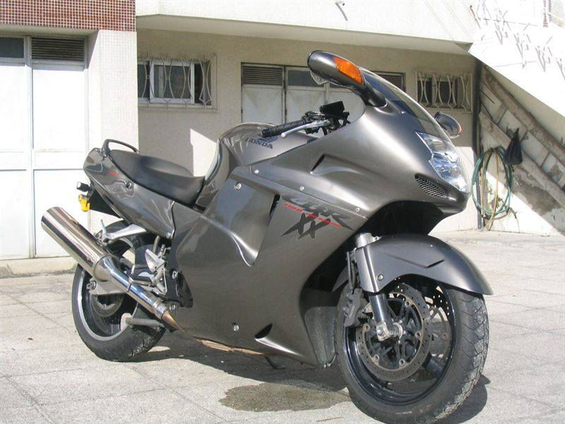 HONDA CBR 1100XX SUPER BLACKBIRD 2005