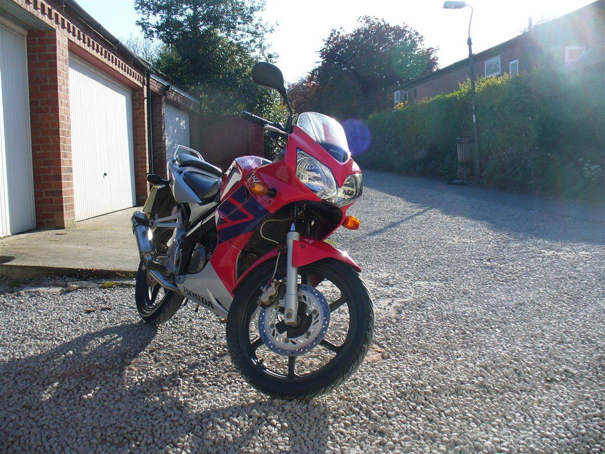 HONDA CBR 125R 2006
