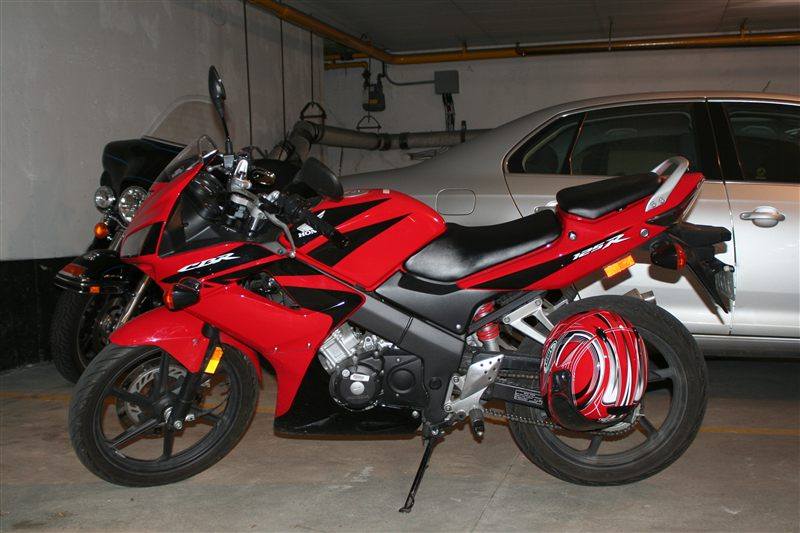 HONDA CBR 125R 2008