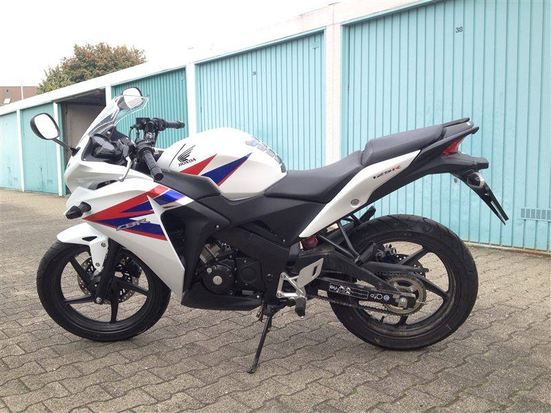 HONDA CBR 125R 2016 - 2017
