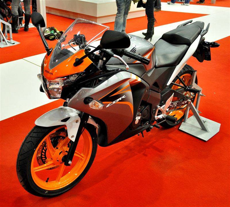 HONDA CBR 125R 2016 - 2017