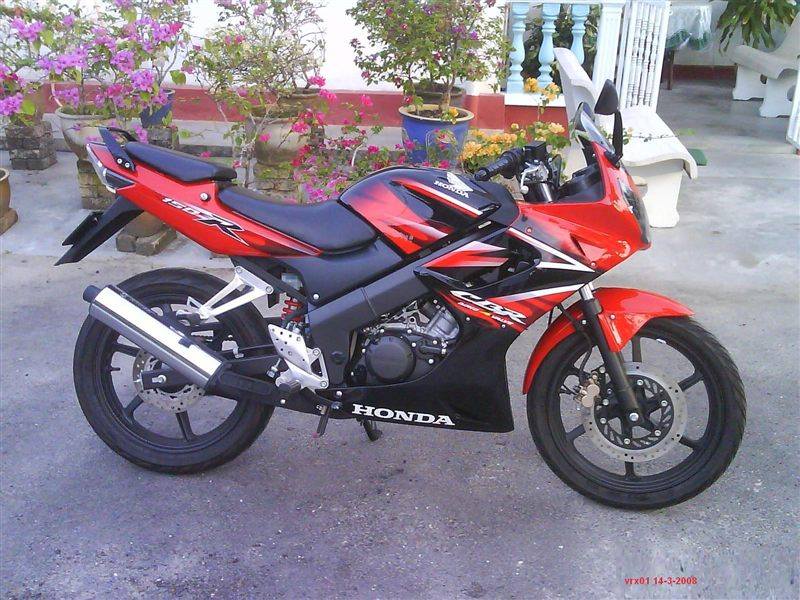 HONDA CBR 150R 2004 - 2005
