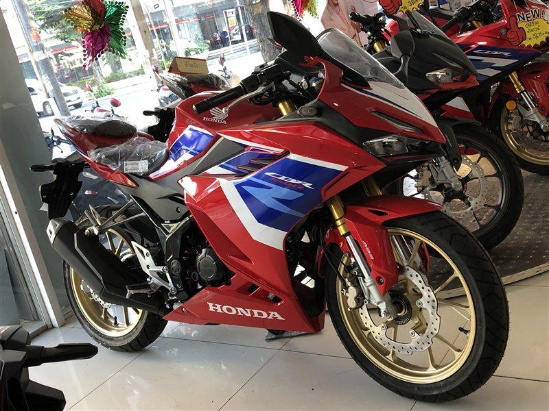 HONDA CBR 150R 2021