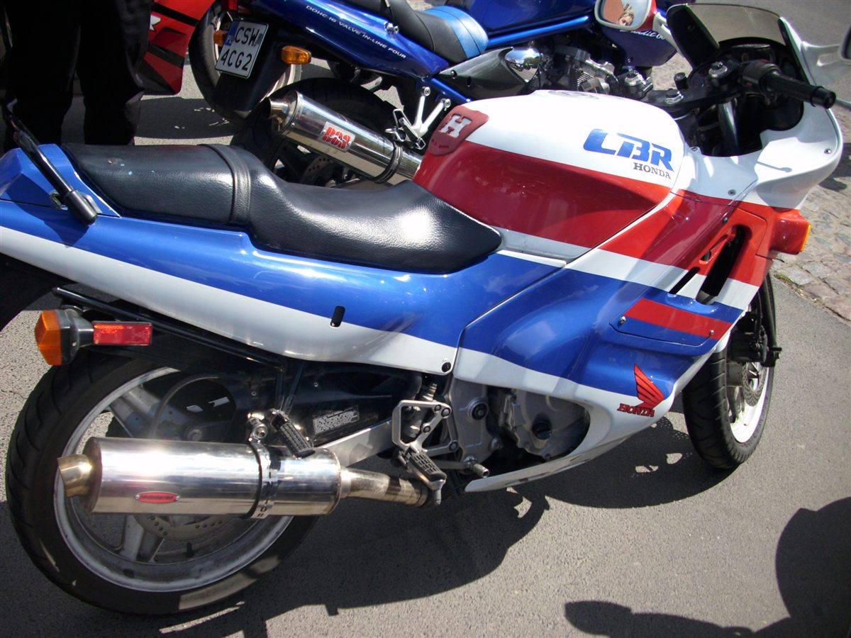 HONDA CBR 600F 1990