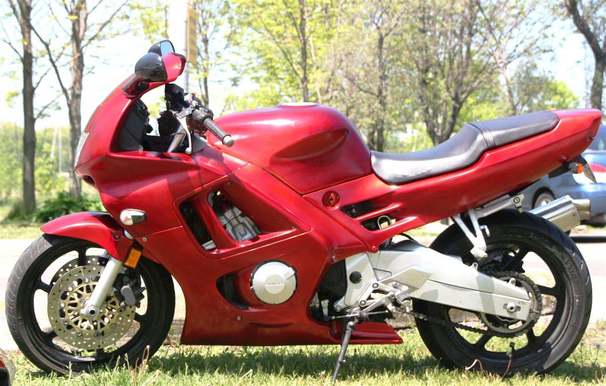 HONDA CBR 600F3 1998