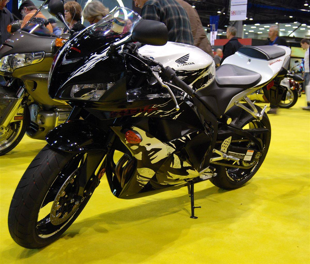 HONDA CBR 600RR 2011