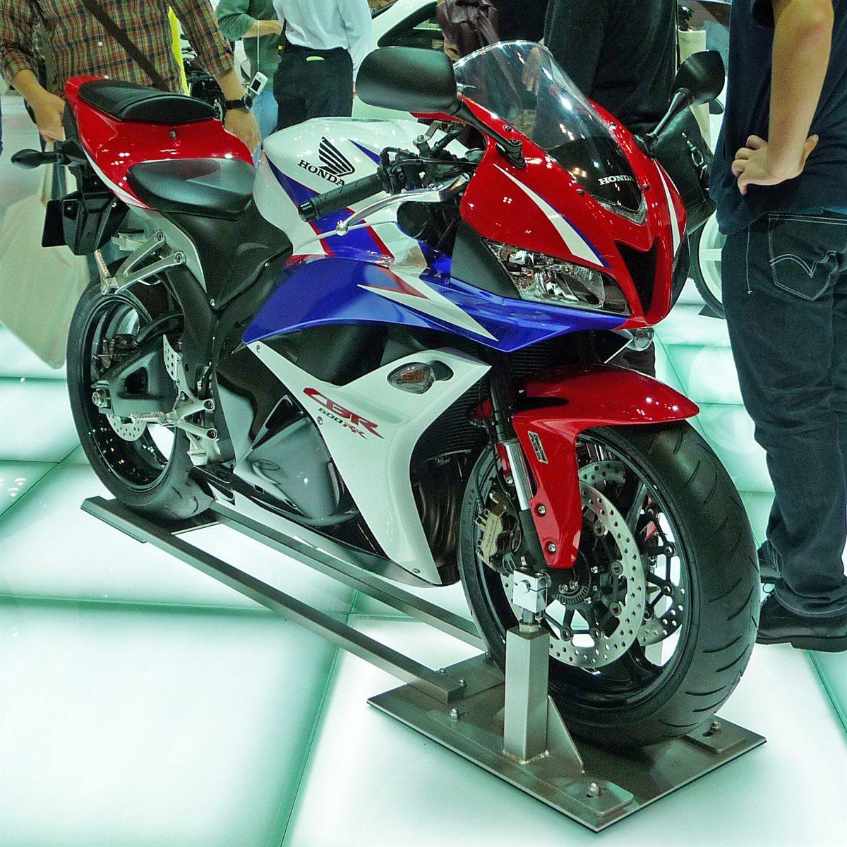 HONDA CBR 600RR C-ABS 2009