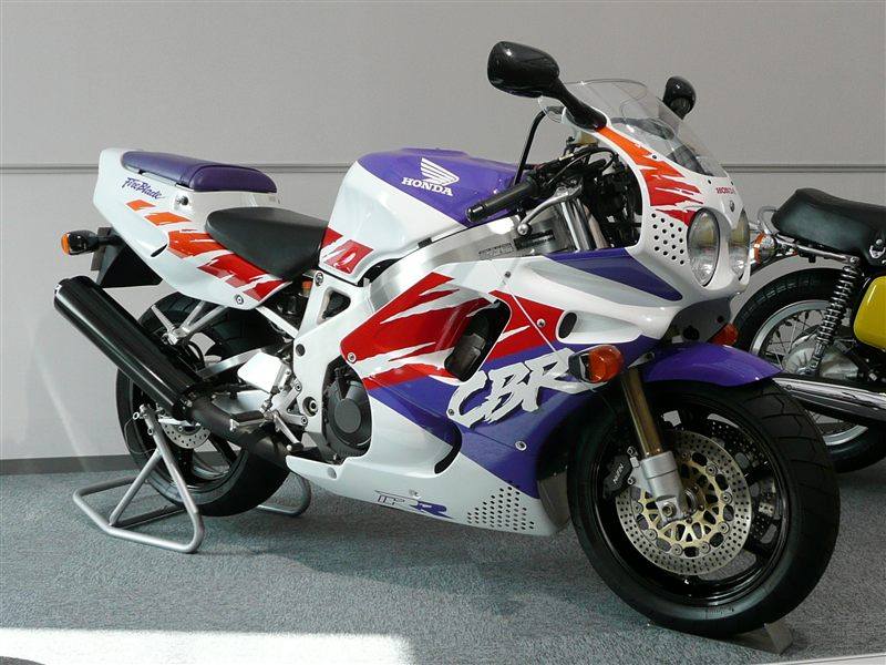 HONDA CBR 900RR FIREBLADE 1992