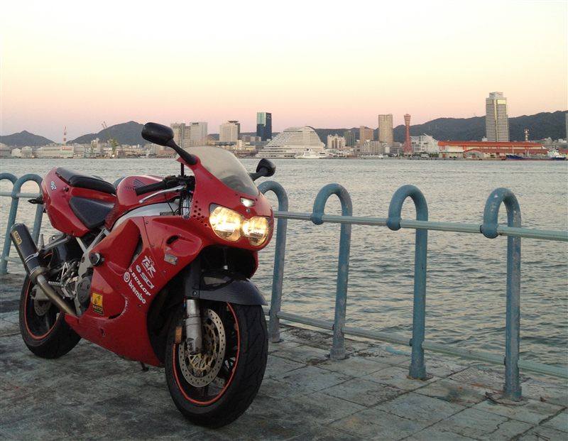 HONDA CBR 900RR FIREBLADE 1997