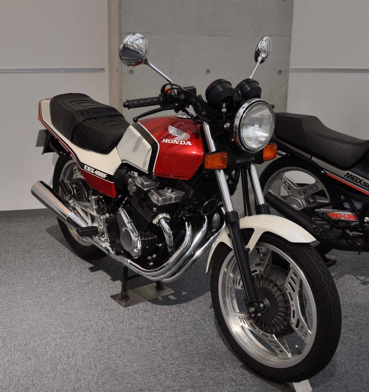 HONDA CBX 400F 1981 - 1982