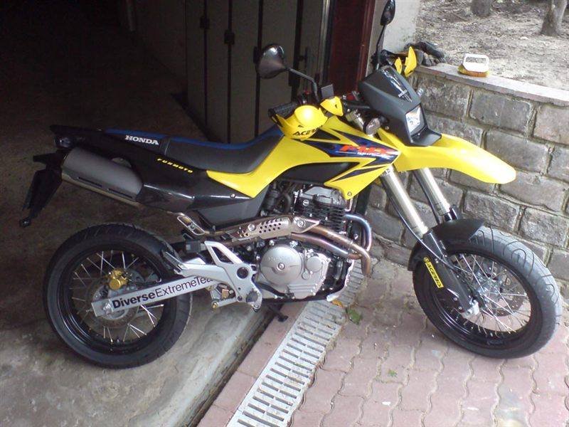 HONDA FMX 650 SUPERMOTO 2005