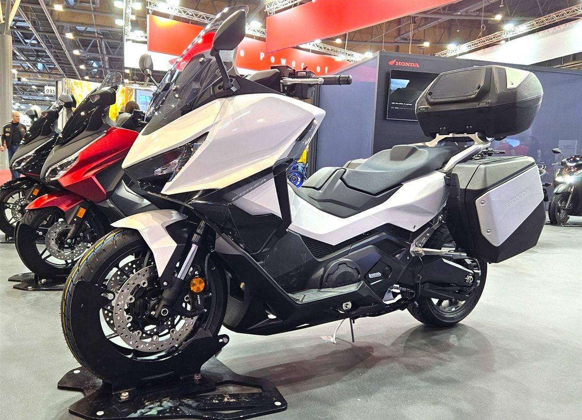 HONDA FORZA 750 2027