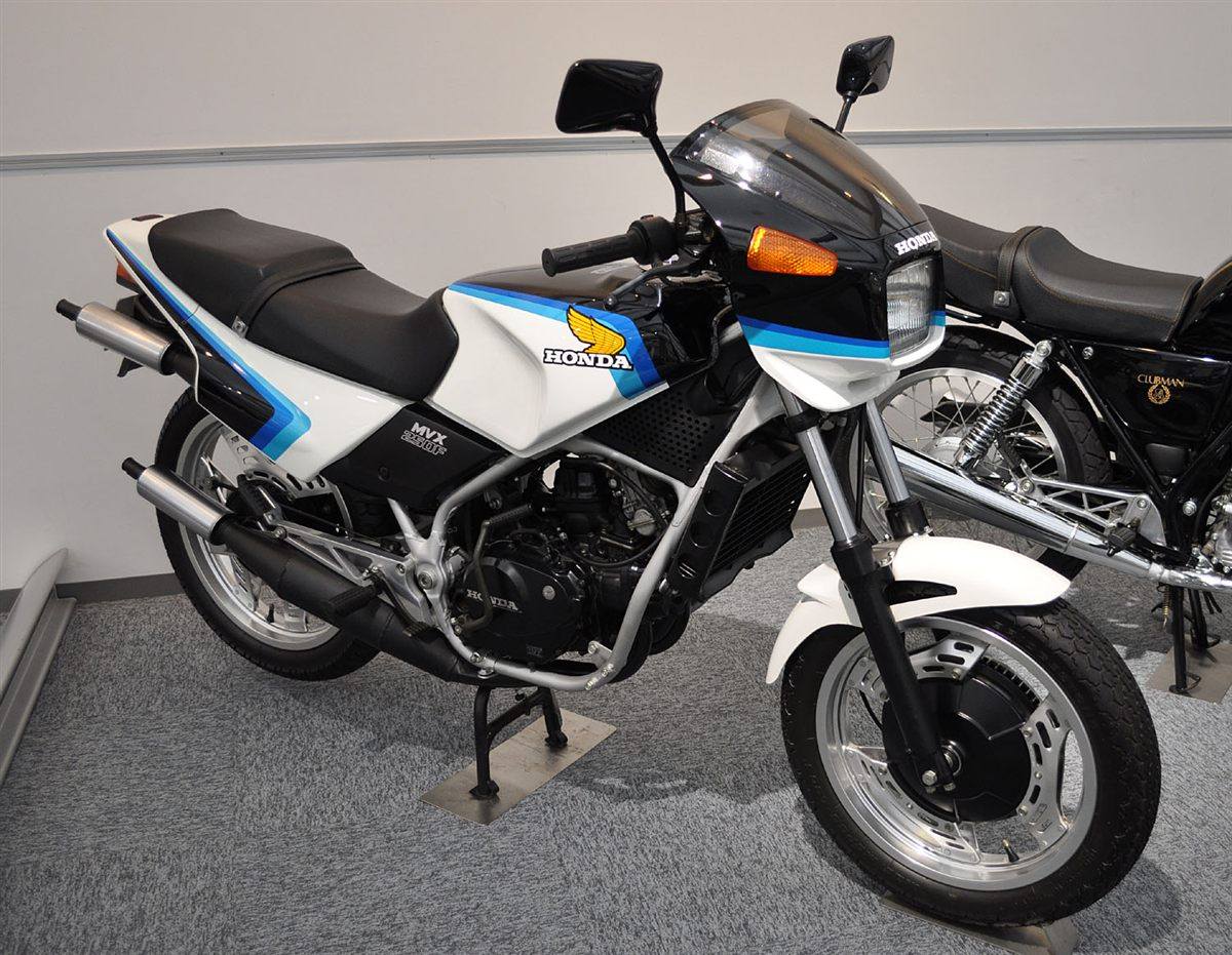 HONDA MVX 250F 1983