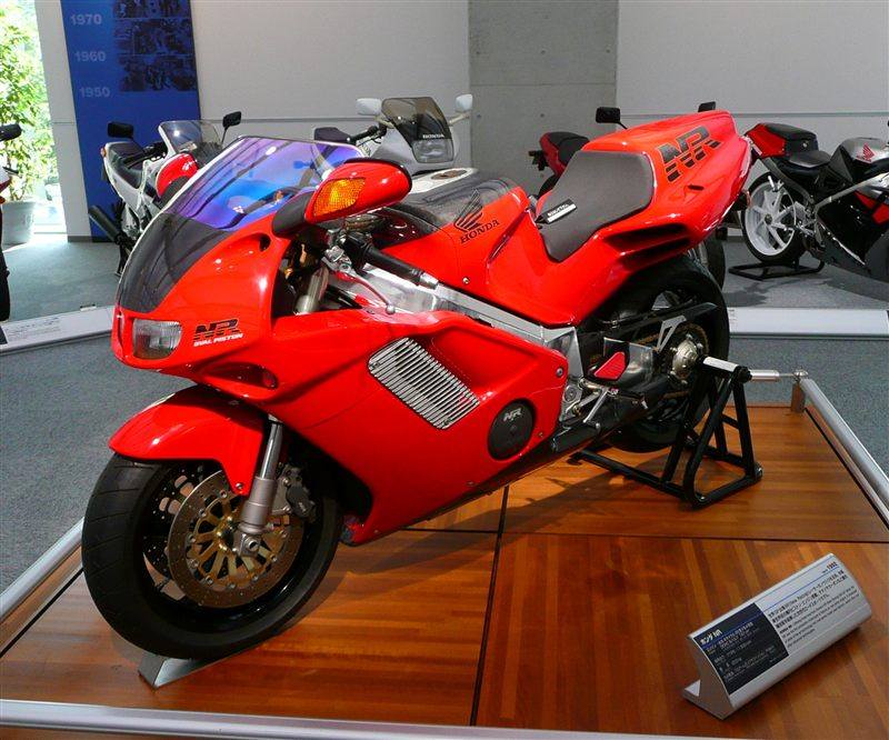 HONDA NR 750 RC40 1992