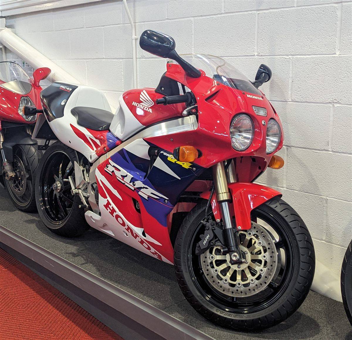 HONDA RC 45 RVF 750 1994 - 1995