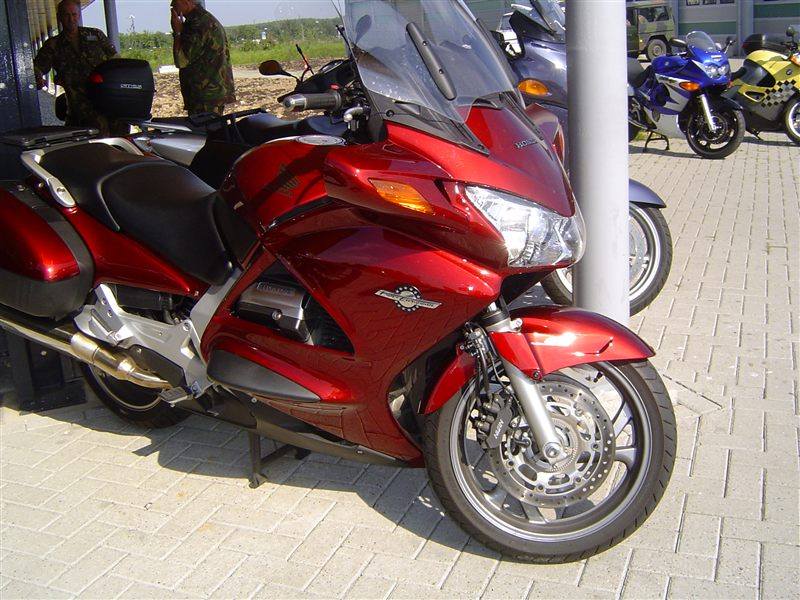 HONDA ST 1300 PAN EUROPEAN 2006